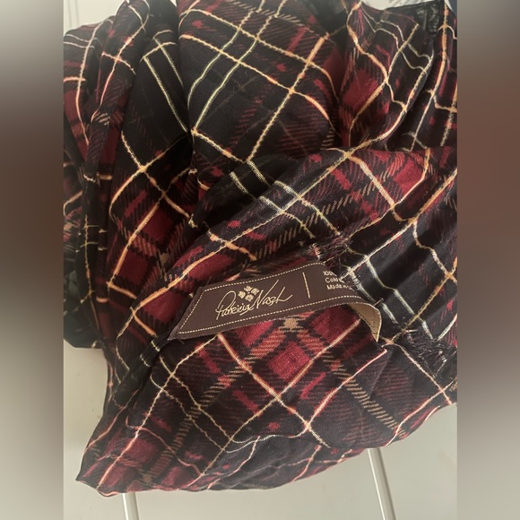 Tartan plaid wrap by Patricia Nash, lightweight oversized scarf with fringe - Picture 5 of 8